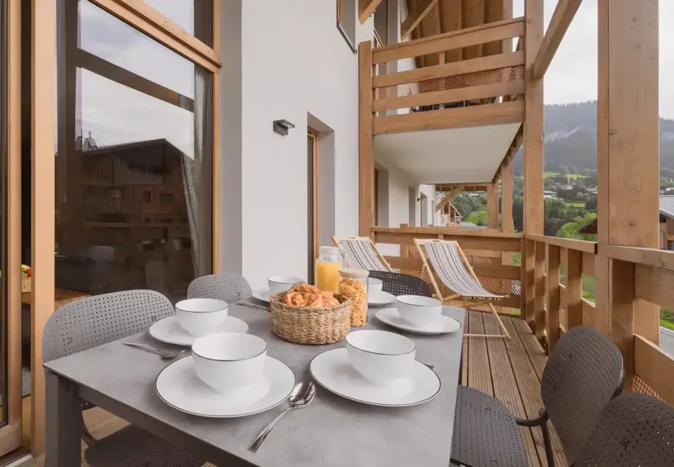 l'Eclat des Veriaz, Megeve (self catered apartments & chalets) - Typical 3 bedroom apartment style