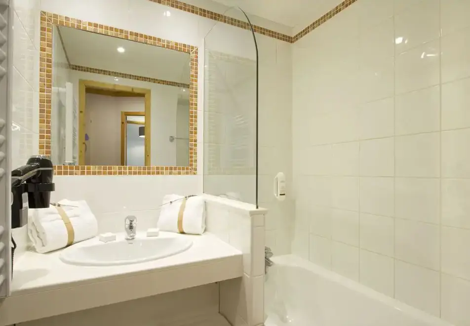 Le Village, Notre Dame de Bellecombe (self catered apartments) - Typical apartment style