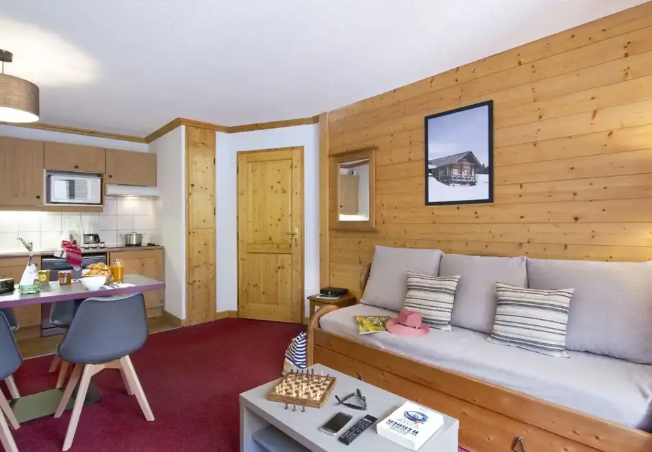 Le Village, Notre Dame de Bellecombe (self catered apartments) - Typical apartment style