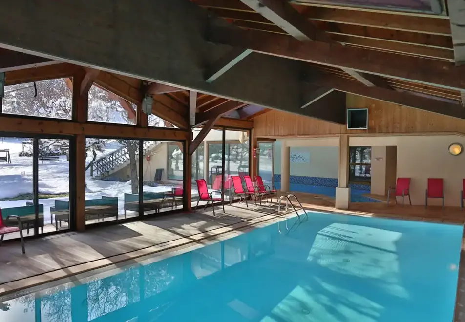 Le Cret, Morzine (hotel) - Indoor pool