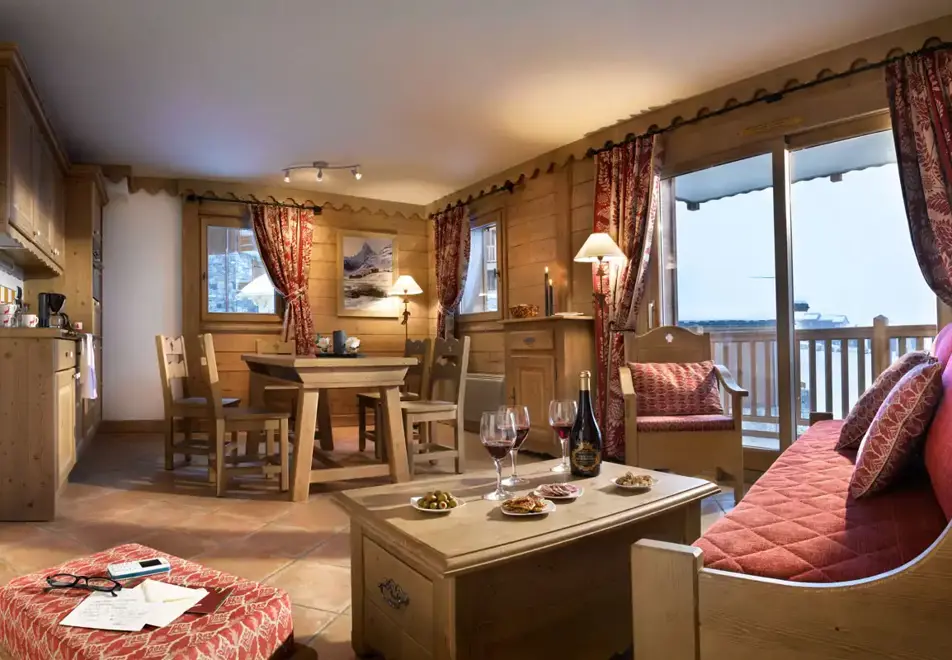 Le Coeur d'Or, Bourg St Maurice (self catered apartments) - Apartments