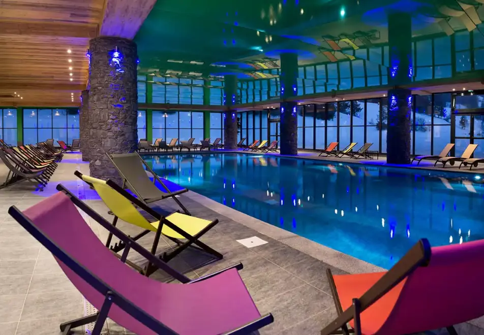 Les Chalets du Flambeau, Val Cenis (self catered apartments) - Indoor Pool