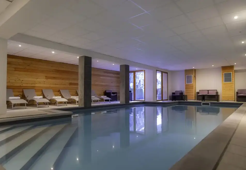 Le Crystal, Vaujany (self catered apartments) - Indoor pool
