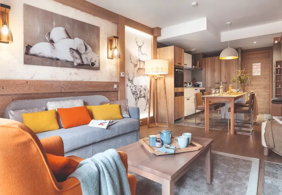 l'Hevana, Meribel (self catered apartments) - Typical apartment style