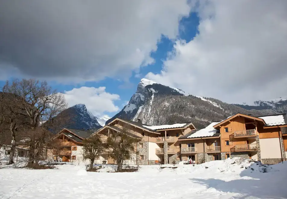 La Reine des Pres, Samoens (self catered apartments)