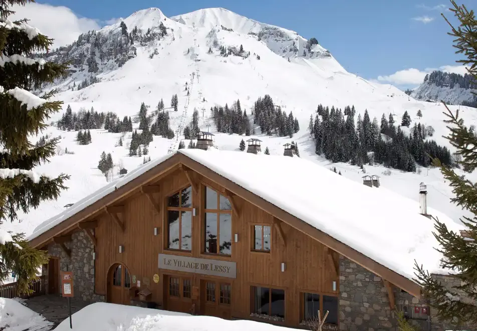 Le Village de Lessy, Le Grand Bornand (self catered apartments) - Reception