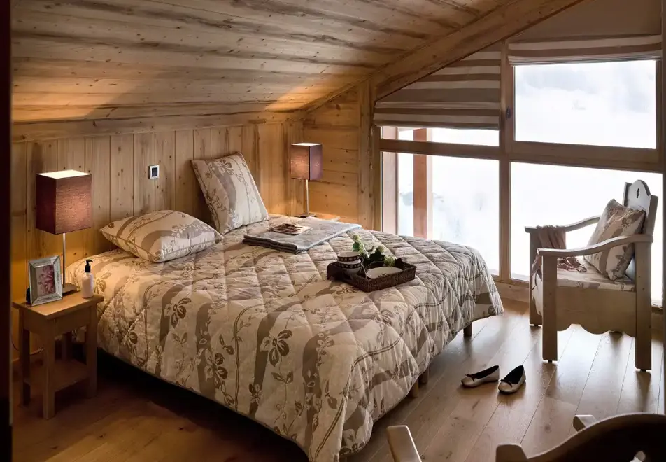 Le Village de Lessy, Le Grand Bornand (self catered apartments) - Double Bedroom