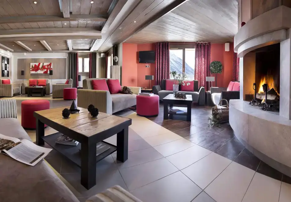 Chalet des Dolines, Montgenevre (self catered apartments) - Residence Lounge