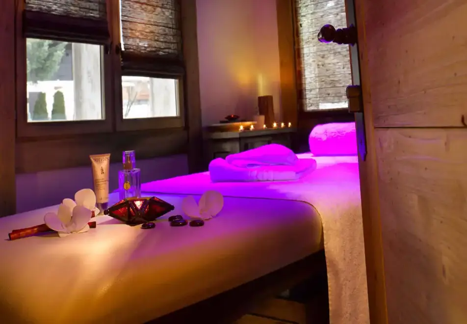 Le Hameau de Pierre Blanche, Les Houches (self catered apartments) - Spa