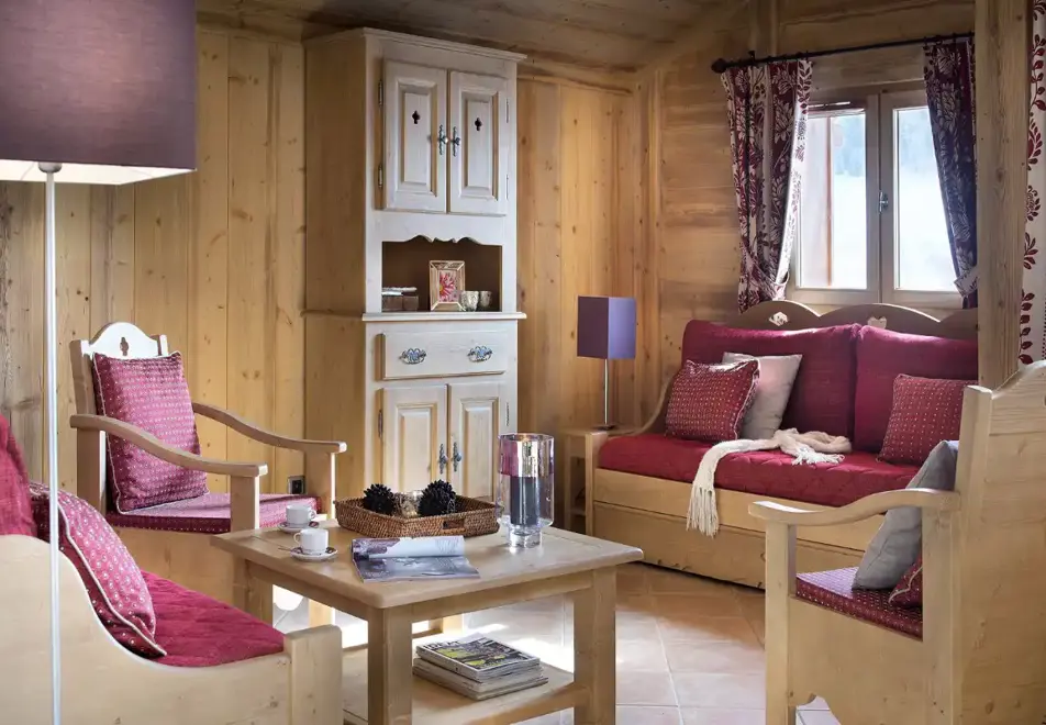 Le Hameau de Pierre Blanche, Les Houches (self catered apartments) - Apartments