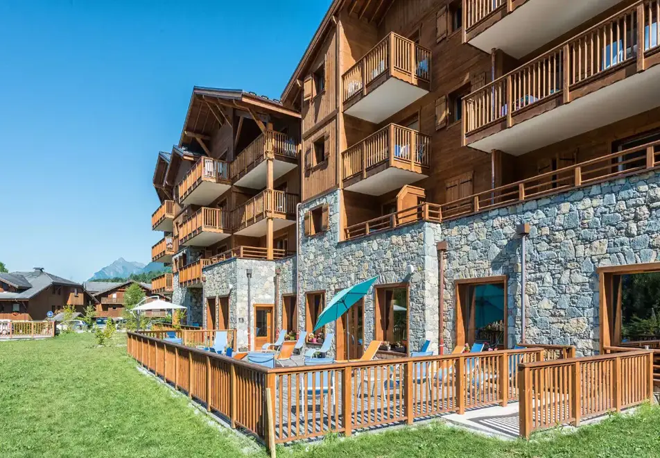 Les Chalets de Layssia, Samoens (self catered apartments) - Sun Terrace
