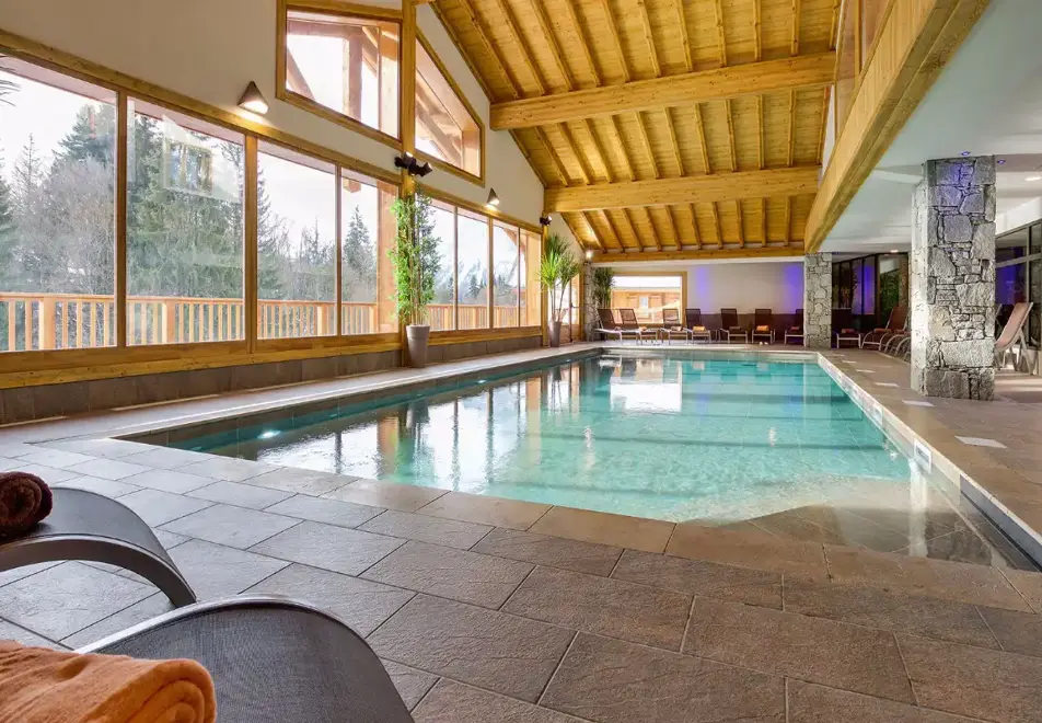 Les Chalets de Leana, Les Carroz (self catered apartments) - Indoor Pool