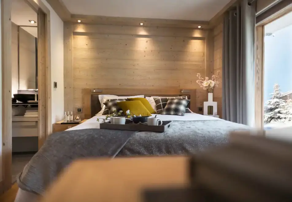 Le Roc des Tours, Grand Bornand (self catered apartments) ©MGM-studio Bergoen - Double Bedroom
