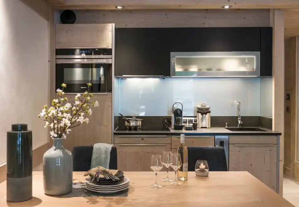 Le Roc des Tours, Grand Bornand (self catered apartments) ©MGM-studio Bergoen - Kitchen