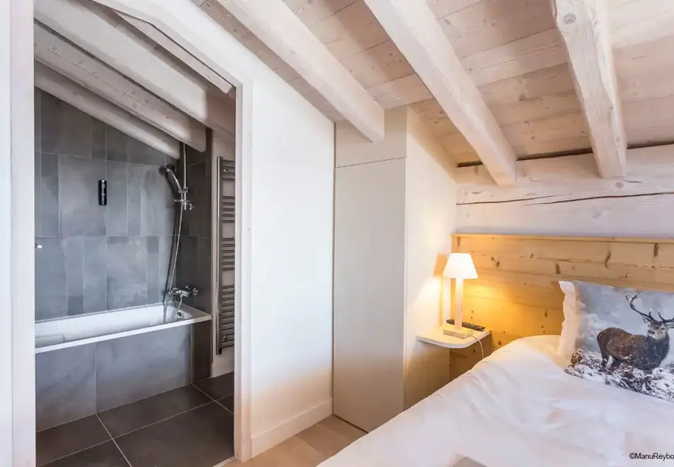 Hameau de Barthelemy, La Rosiere (self catered apartments) - 2 bedroom cabin apartment