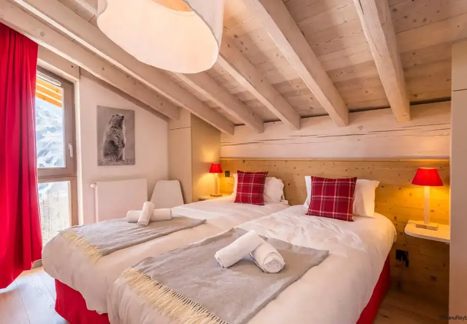Hameau de Barthelemy, La Rosiere (self catered apartments) - 2 bedroom cabin apartment