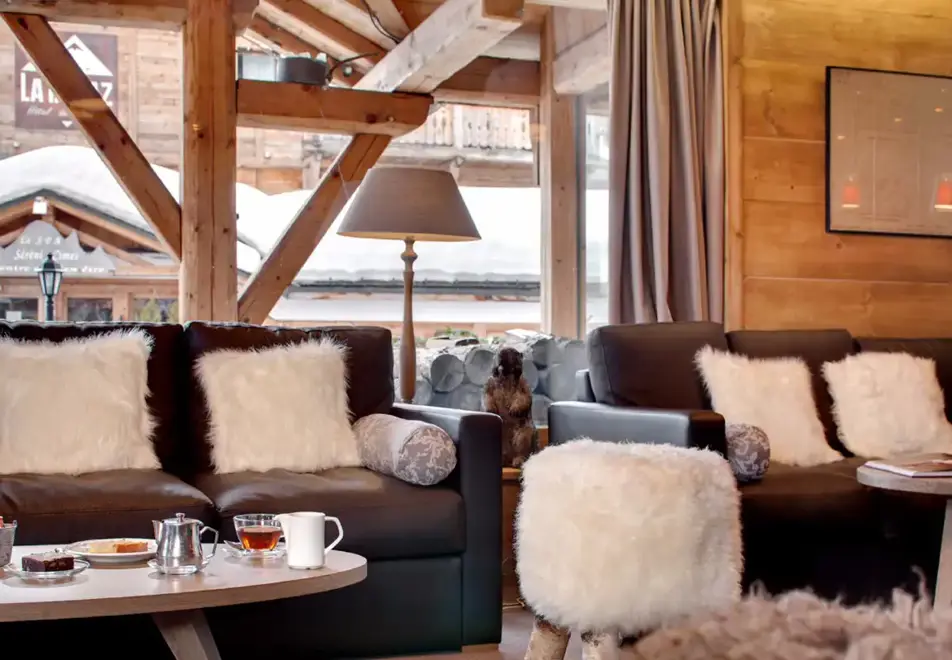 Hotel La Marmotte, Les Gets (hotel) - Bar & lounge