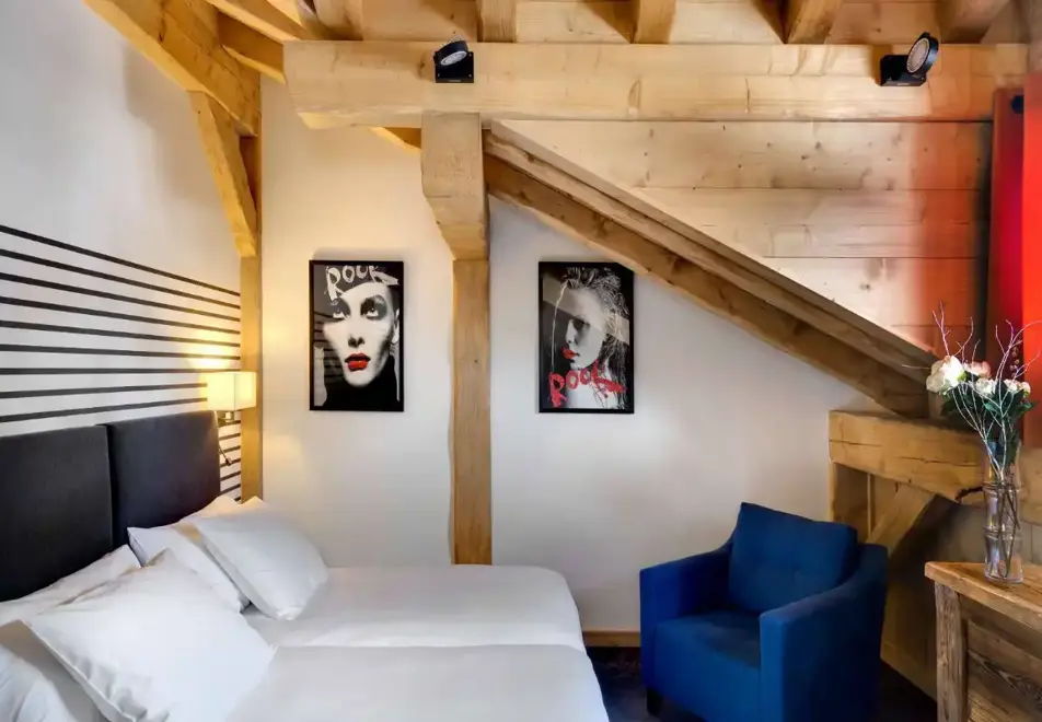 Hotel La Marmotte, Les Gets (hotel) - La Marmotte suite up to 7 persons