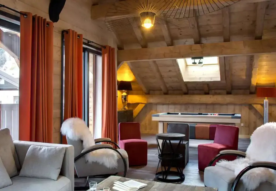 Hotel La Marmotte, Les Gets (hotel) - La Marmotte suite up to 7 persons