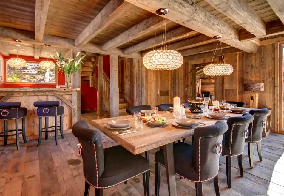 Chalet Claudine, Morzine (self catered chalet) - Dining area