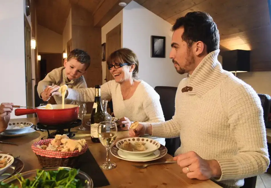 Les Chalets du Jouvence, Les Carroz (self catered apartments) - Belle Piste