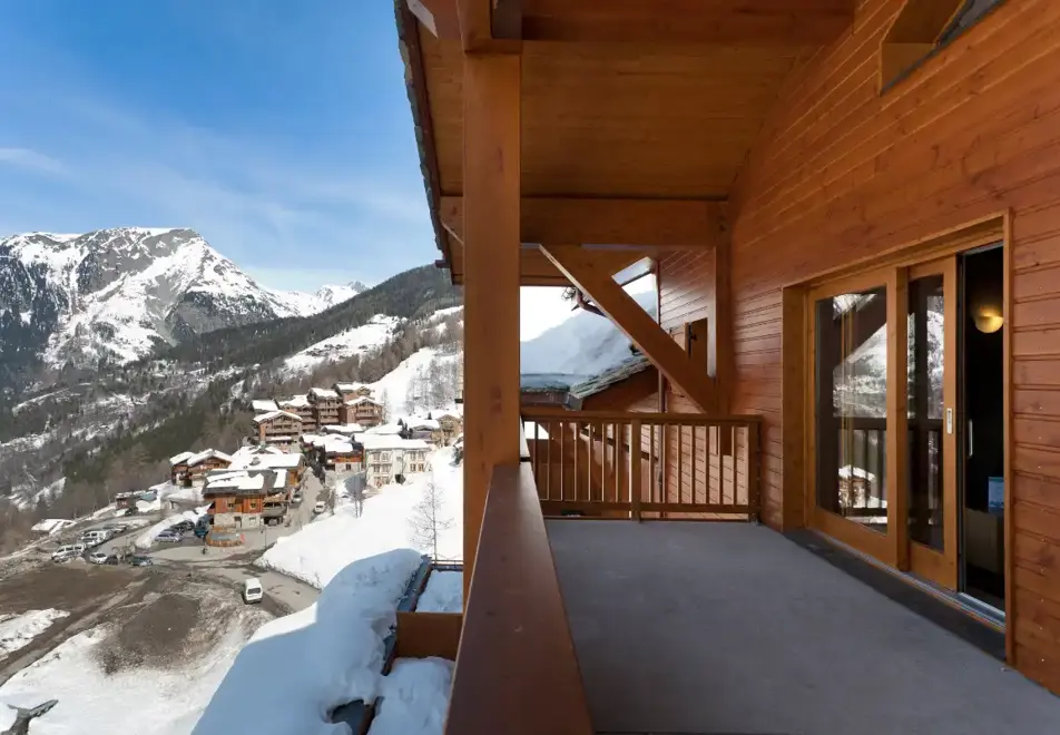 Etoile des Cimes, Sainte Foy (self catered apartments) (©ManuReyboz) - Balcony
