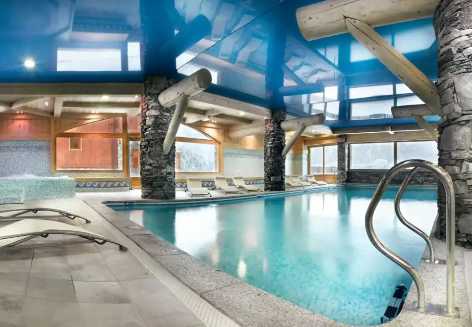 Les Fermes de Sainte Foy, Sainte Foy (self catered apartments) - Indoor pool