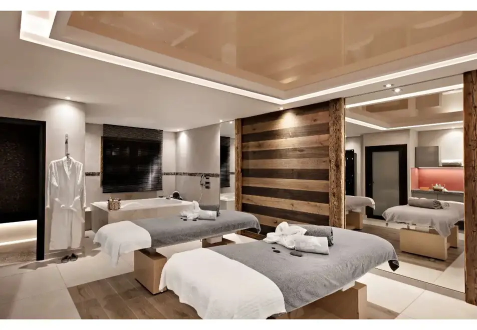 Alexane, Samoens (self catered apartments & hotel) - Treatment room