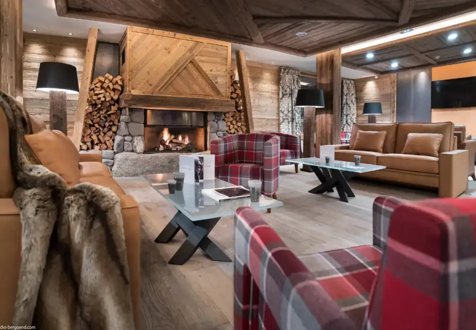 Le Cristal de Jade, Chamonix (self catered apartments) - Reception