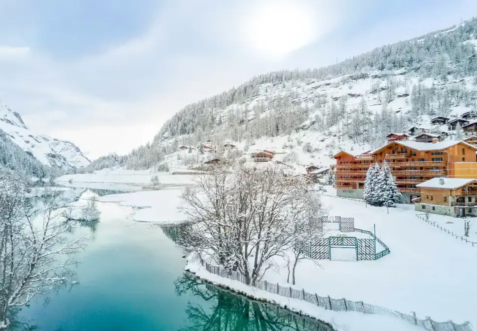 Santa Terra, Tignes les Brevieres (self catered apartments)