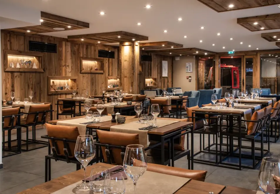 Annapurna, Les Gets (self catered apartments) - La Vina restaurant