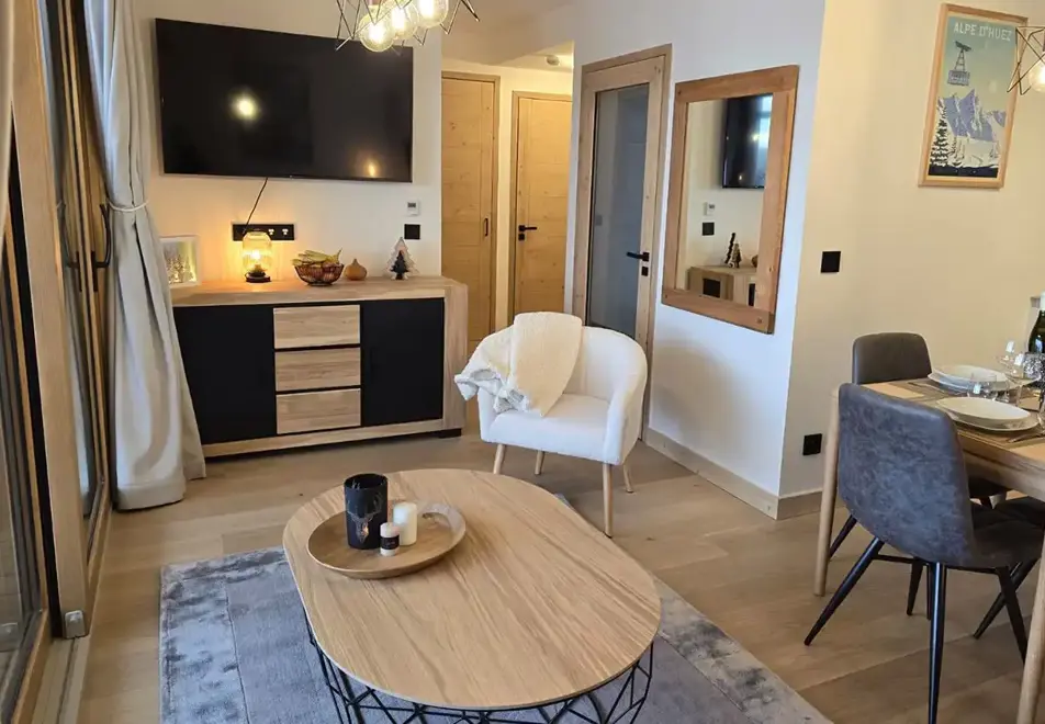 Phoenix C, Alpe d'Huez (self catered apartments) - Typical apartment style