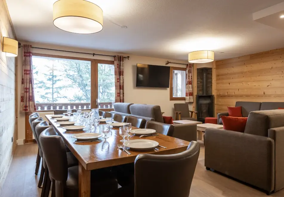 Les Balcons de Belle Plagne, Belle Plagne (self catered apartments) - Typical 12/14 apartment style