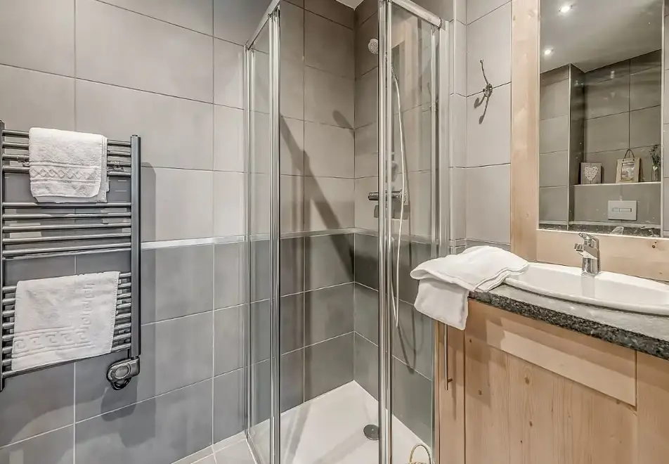 Nouveaux Alpages, Champagny (self catered apartments) - Apartment E9