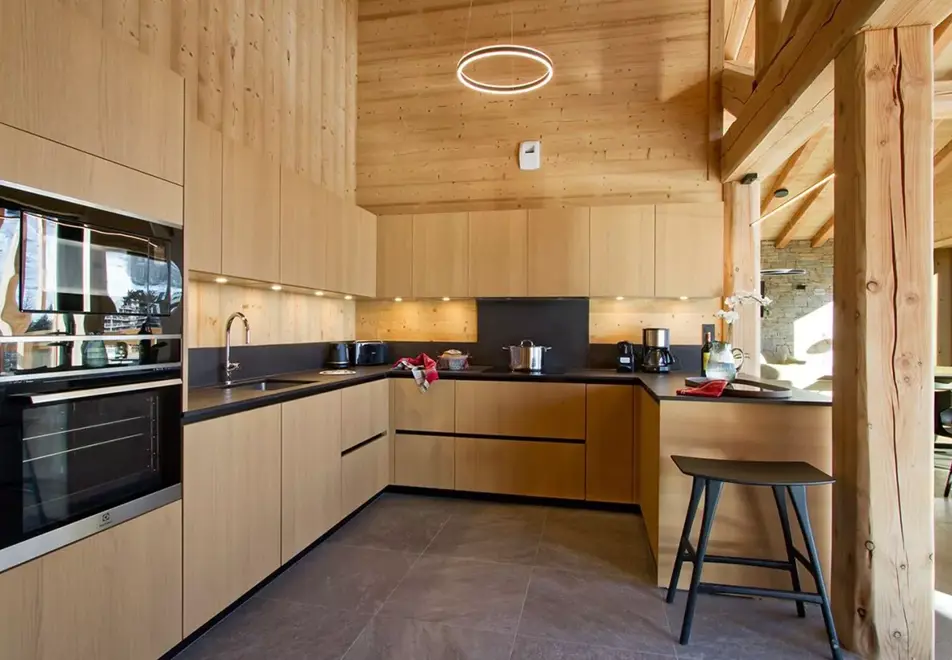 Panthere des Neiges, Les Deux Alpes (self catered chalet) - Kitchen