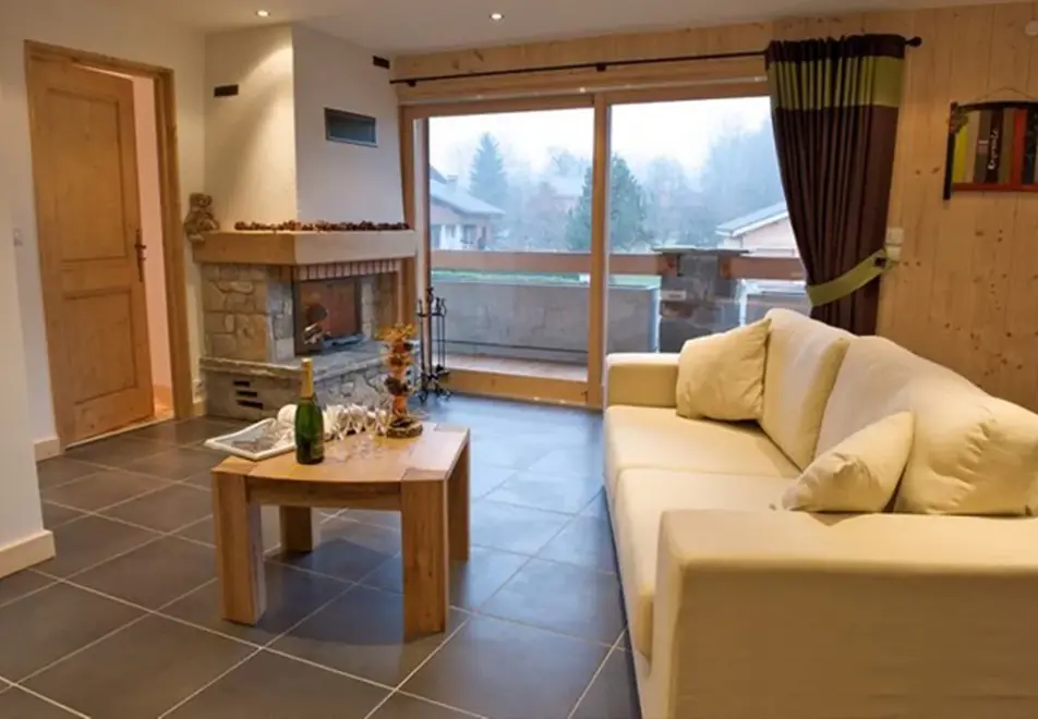 Rose, Samoens (self catered apartments) - Apartment Rose 2