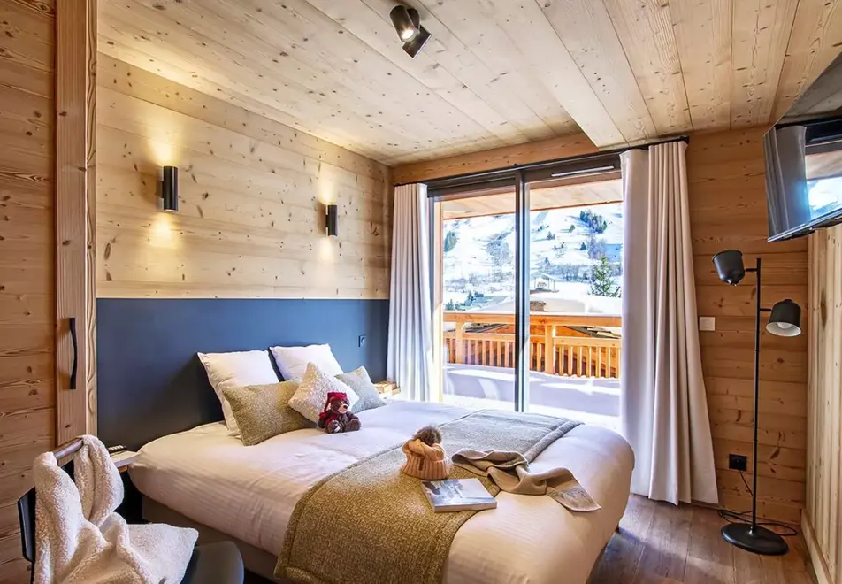 Le Lynx, Les Deux Alpes (self catered chalet) - Bedroom