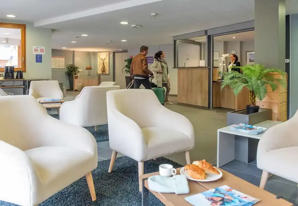 Le Crystal, Vaujany (self catered apartments) - Reception