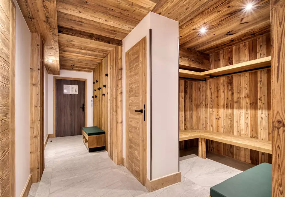 Lodge des Glaciers, La Rosiere (self catered apartments) - Glaciers 2.5