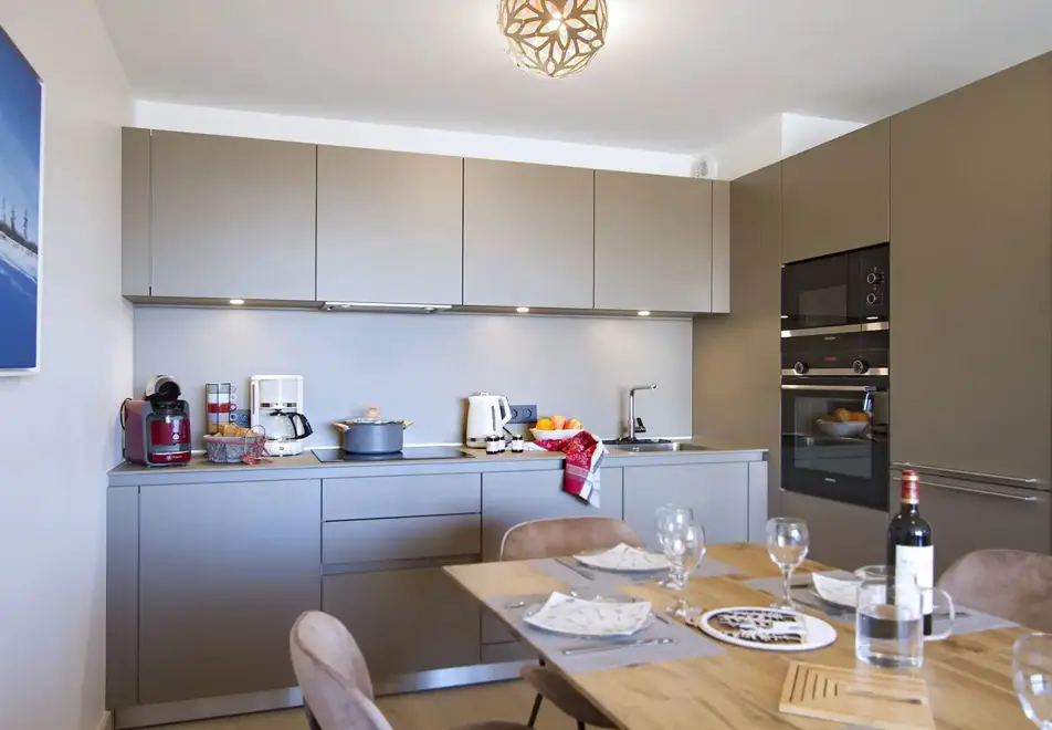 Phoenix B, Alpe d'Huez (self catered apartments) - Typical apartment style