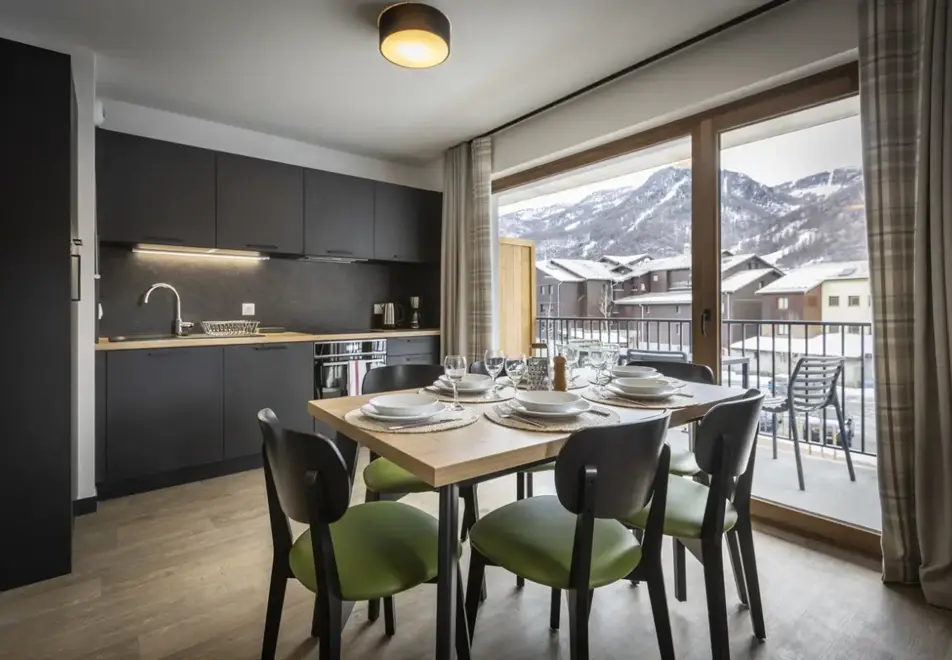 Serra Neva, Serre Chevalier (self catered apartments) - Typical apartment style