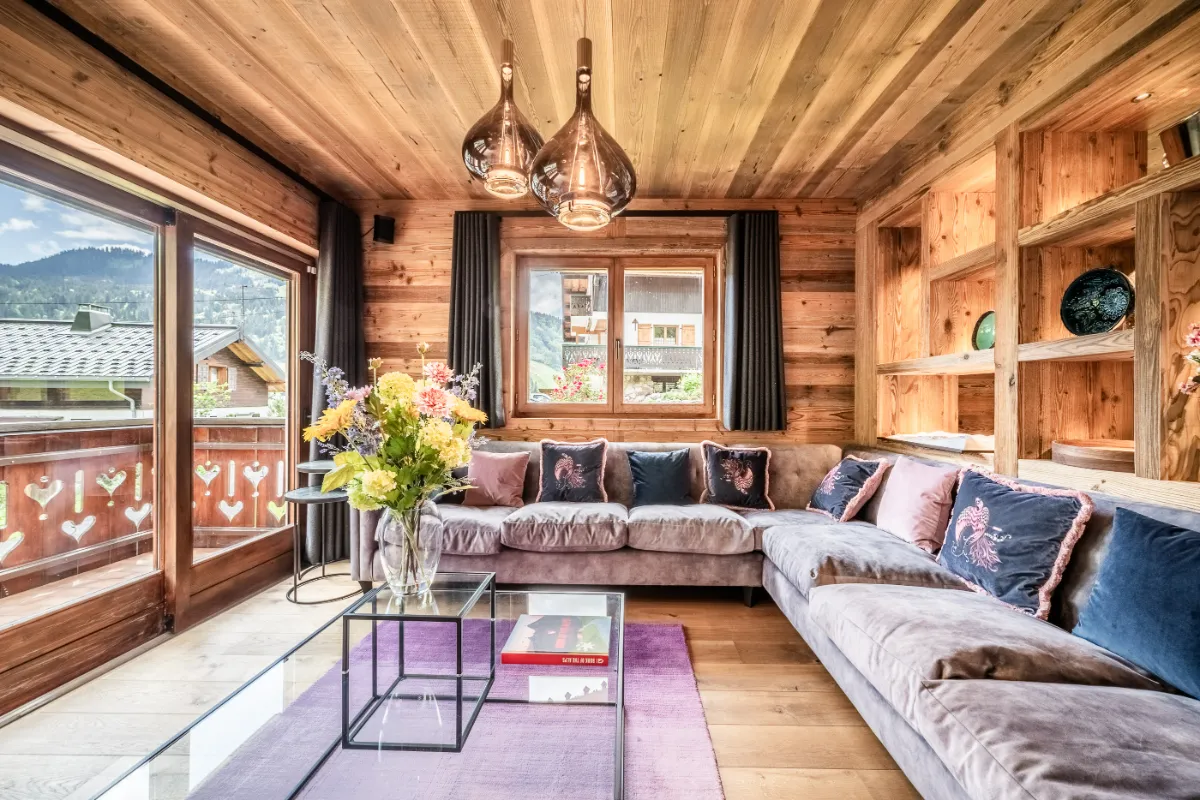 Chalet Kerasia, Morzine (self catered chalet) - Seating area