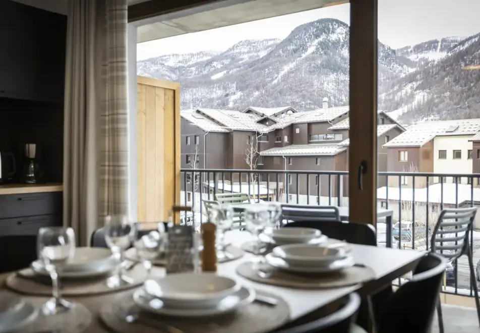 Serra Neva, Serre Chevalier (self catered apartments) - Typical apartment style
