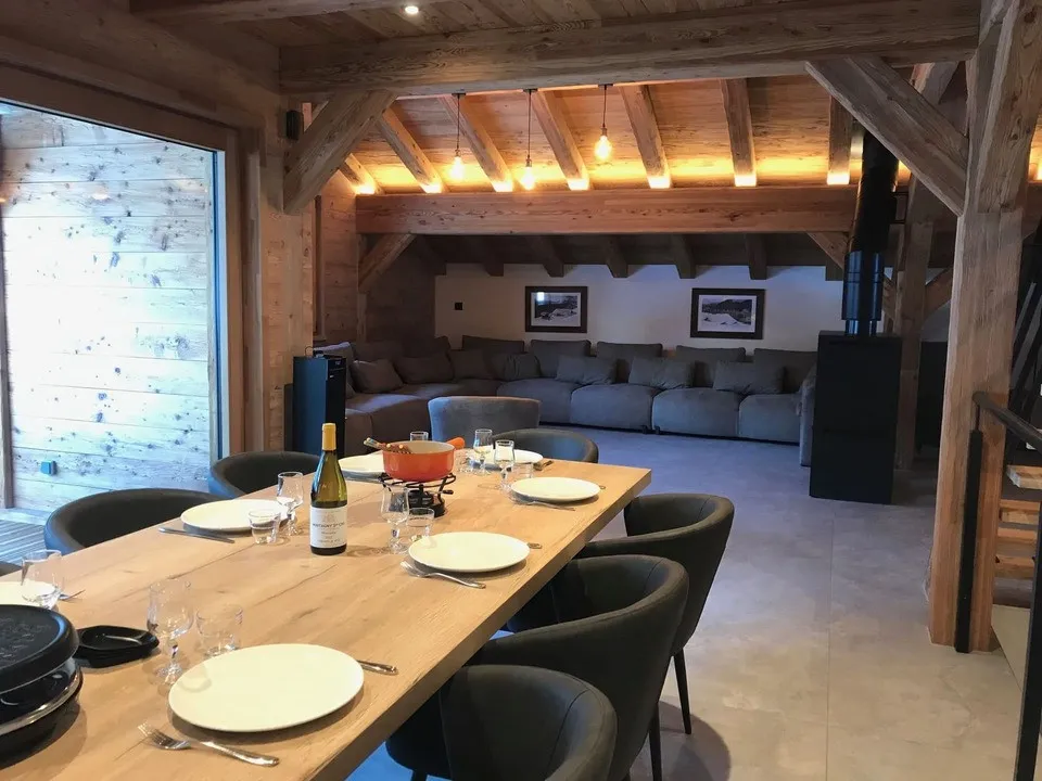 Chalet Le Bon Vieux Temps, Chatel (self catered chalet) - Diner/lounge