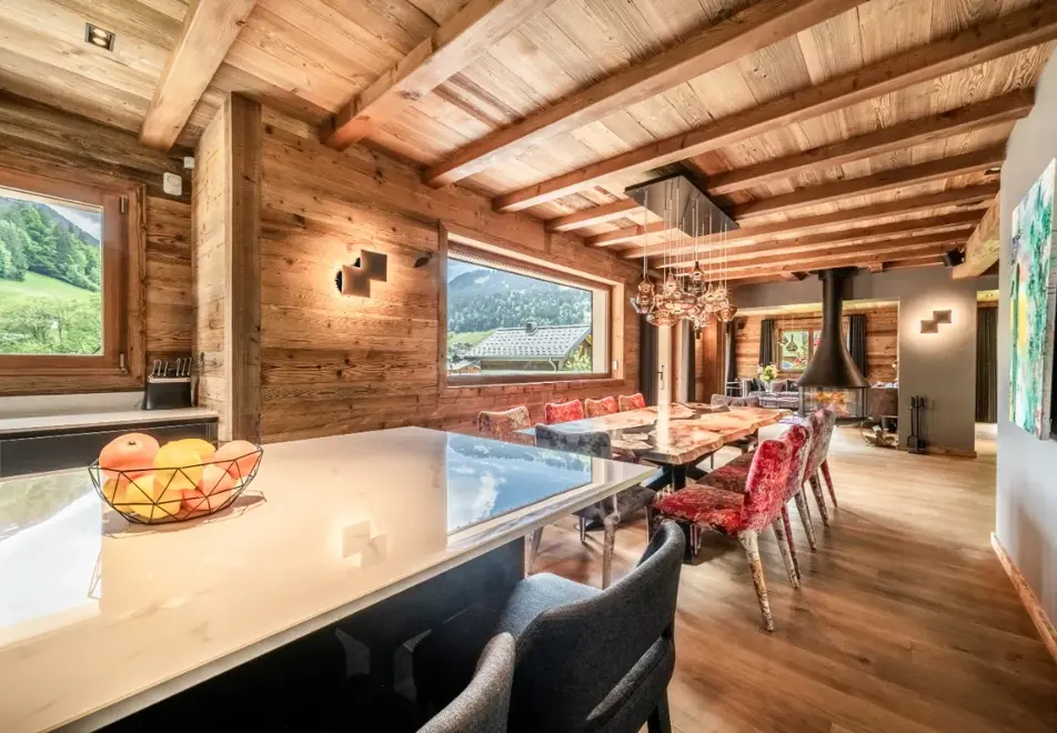 Chalet Kerasia, Morzine (self catered chalet) - Dining area