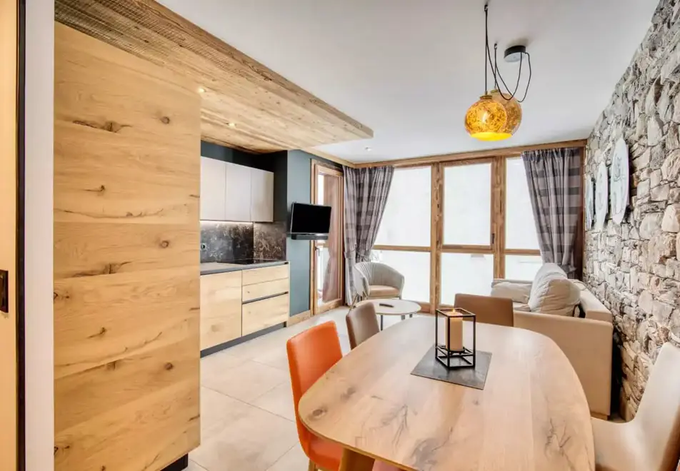Yeti, Tignes le Lac (self catered apartments) - Yeti 1.2